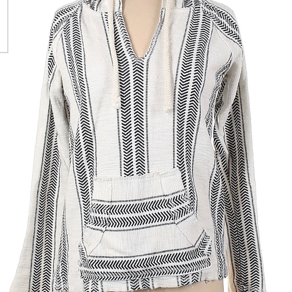 Beach by Exist Pullover Hoody